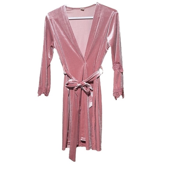 Kaorou Pink Velvet Kimono/Robe/Dressing Gown - Size Large fits Small- Very Soft - Picture 2 of 6